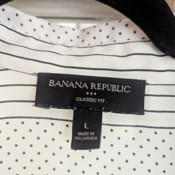 Banana Republic Classic Drapey Shirt Size Large - Picture 2 of 11